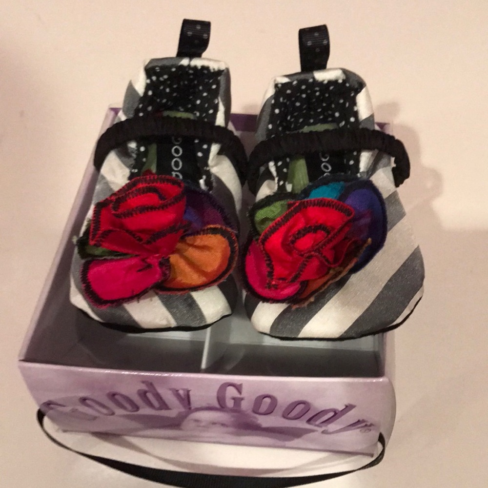 Brand new Baby flower shoes